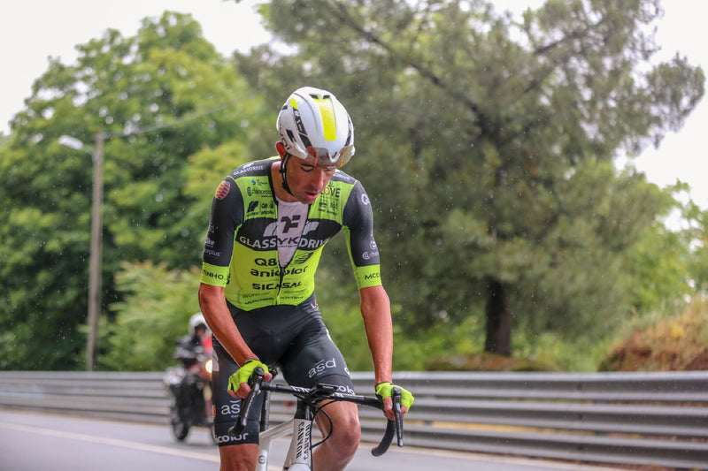 Glassdrive Q8 Anicolor rider wearing a Fyke shirt under his jersey during the race.