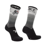 Meias médias em black cor gradiente com desenho de cupido (Feliz Dia dos Namorados) e indicação do pé esquerdo e direito